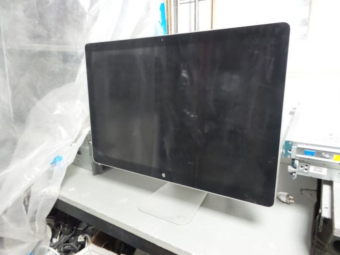 Lote 014 - Monitor Apple LED Cinema Display 24" - Imagen 4