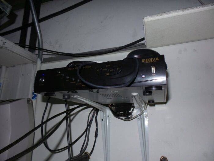Lote 116 - DVR Meriva, 6 canales - Imagen 7