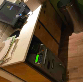 Lote 062 -Mueble contracaja