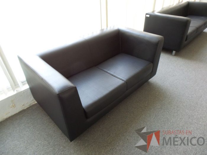 Lote 011 - Sala compuesta por 3 sillones - Imagen 11
