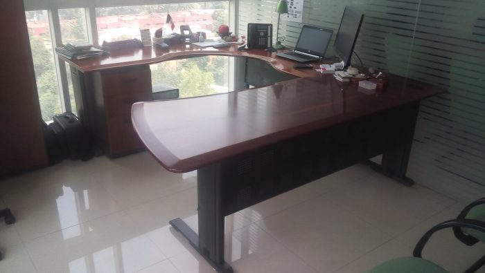 Lote 001 - Oficina ejecutiva