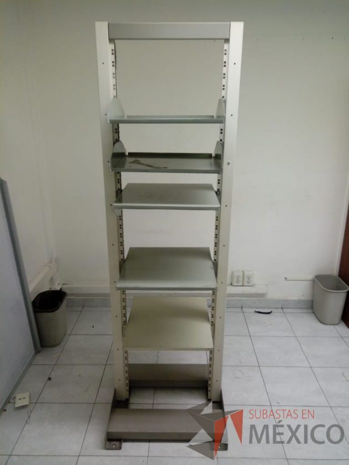 Lote 014 - 4 Racks para sistemas - Imagen 6