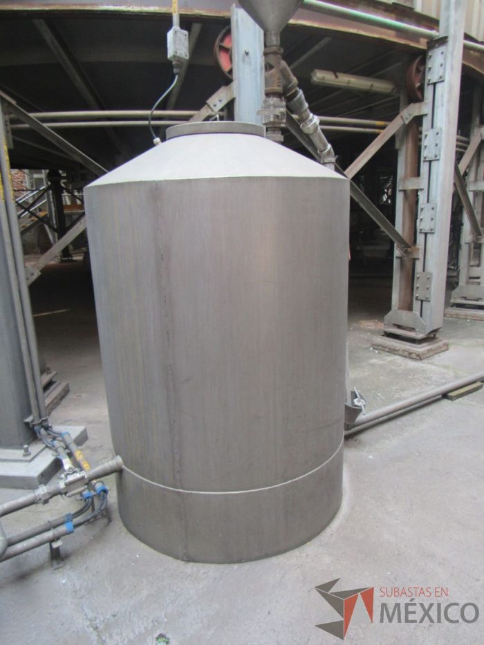 Lote 113 - Tanque cilindrico vertical fabricado en acero inoxidable - Imagen 2