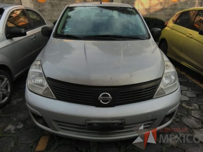 Lote 001 - Nissan TIIDA 2013