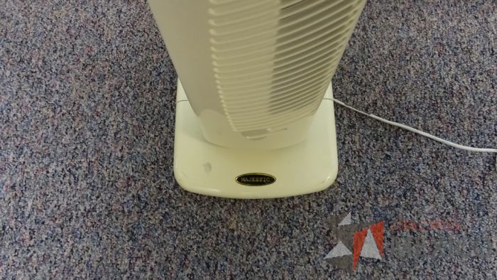 Lote 115 - 3 Ventiladores de torre marca MAJESTIC - Imagen 6