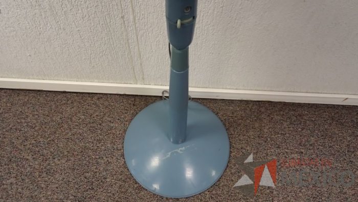 Lote 022 - Ventilador de pie marca Philips - Imagen 3