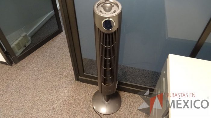 Lote 065 - 6 Ventiladores de torre marca BIRTMAN - Imagen 16