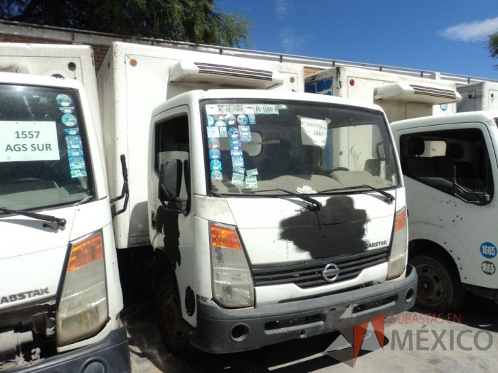 Lote 007 - Nissan Cabstar 2009 con Caja Refrigerada