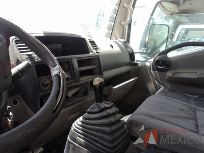 Lote 007 - Nissan Cabstar 2009 con Caja Refrigerada - Imagen 7
