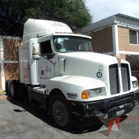 Lote 008 - Tractocamión Kenworth T600 año 1998