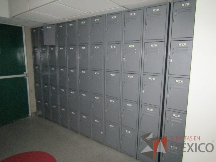 Lote 027 - 2 Locker´s con 5 Puertas - Imagen 7