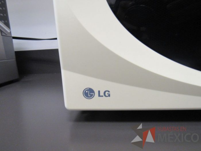 Lote 039 - Horno de microondas LG Modelo: MS0843K - Imagen 9