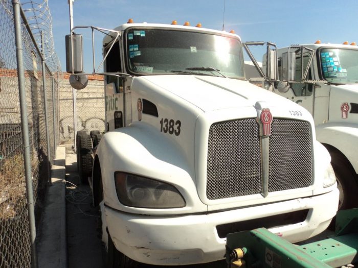 Lote 003 - Tractocamión Kenworth 2013 PX-8, Fuller 10 Vel., 40,000 lbs. - Imagen 5