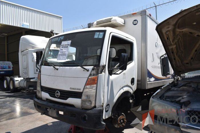 Lote 002 - NISSAN CABSTAR, AÑO 2009 - Imagen 4