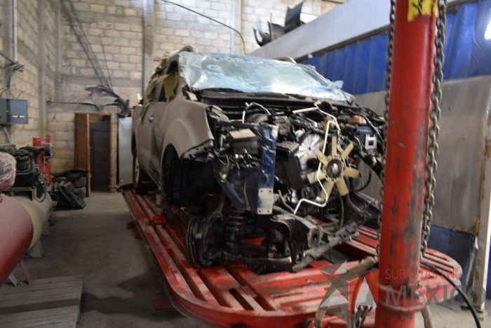 Lote 017 - Nissan NP300 Frontier , Año 2016 (Para Reparar) - Imagen 2