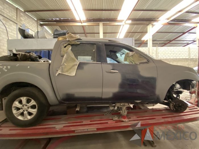 Lote 017 - Nissan NP300 Frontier , Año 2016 (Para Reparar) - Imagen 23