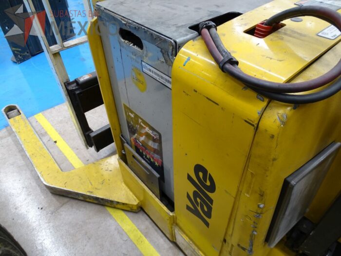 Lote 002 - Montacargas Eléctrico Apilador MSW040LE, Año 2015 - Imagen 17