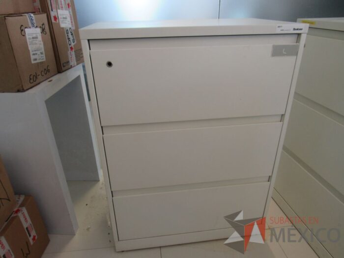Lote 033 - Archivero horizontal metálicas de 3 cajones con cubierta color blanco - Imagen 5
