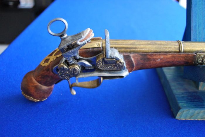 Lote 046 - Pistola Española de Ripoll, M de Ayala 1711 - Imagen 6