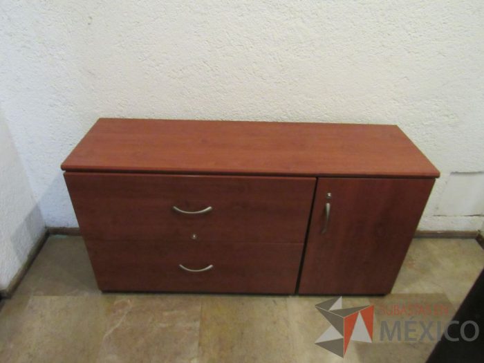 Lote 074 - Archivero horizontal de 2 cajones color café