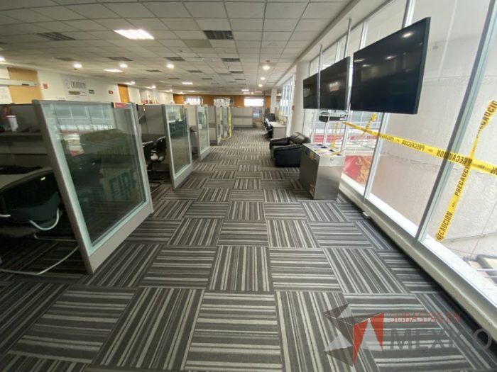 Lote 001 - Lote de Alfombra modular marca Bigelow 1,400 m2 aproximadamente - Imagen 11