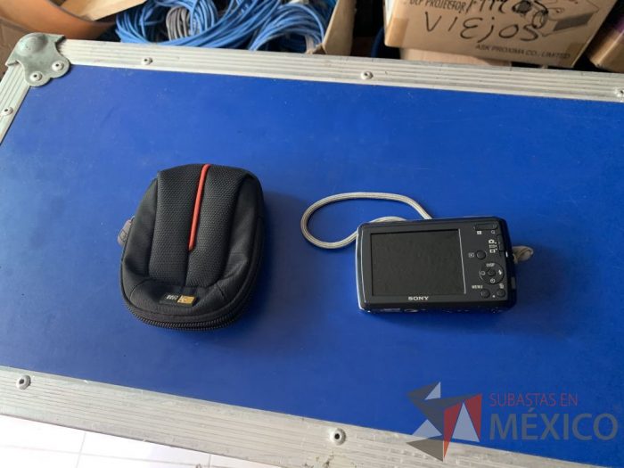 Lote 026 – Cámara digital 10.1 megapixeles Sony DSC-S3000, Cyber-shot, zoom optica - Imagen 4