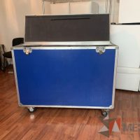 Lote 004 – Case profesional para protección pantallas, con manijas, chapas y ruedas 120x40x87 cm