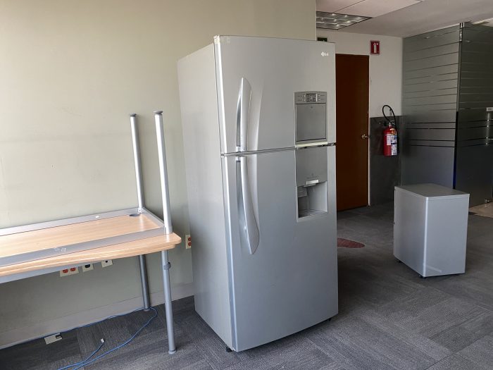 Lote 093 - Refrigerador Modelo: MB582ULV-G - Imagen 7