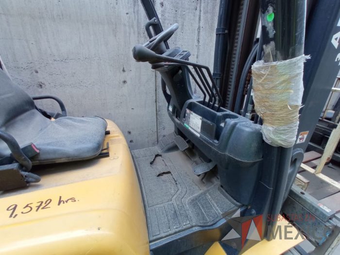 Lote 001 - Montacargas a combustión, marca YALE - Imagen 11
