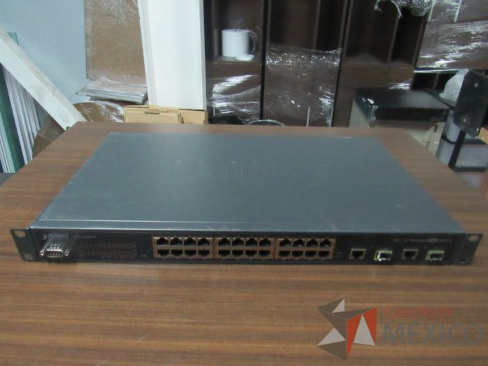 Lote 069 - Switch Planet de 24 puertos 10/100 Mbps + 2 Gigabit TP/SFP - Layer 2 Managed Switch, PoE "Nuevo" - Imagen 5