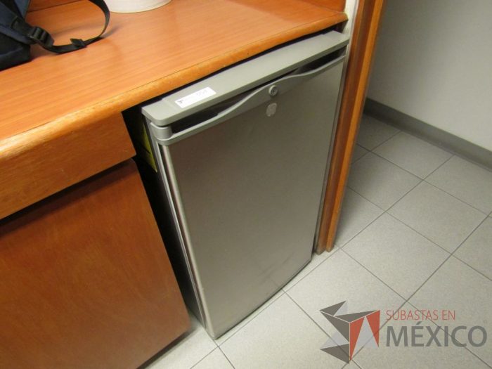 Lote 036 - Frigobar - Imagen 4