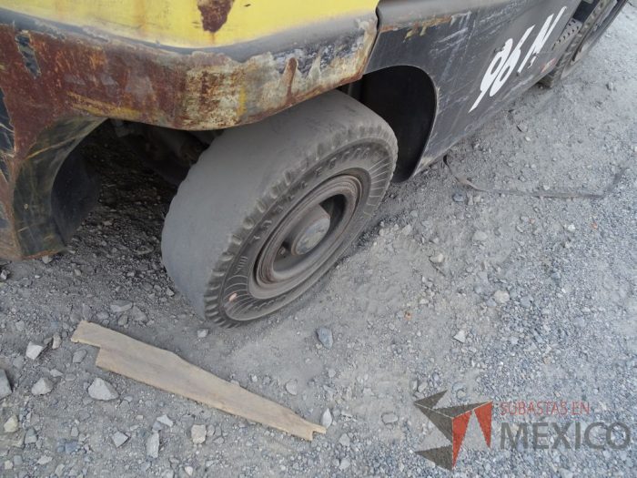 Lote 019 -Montacargas uso a combustión, Marca Hyster - Imagen 9