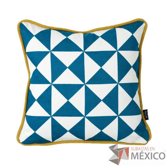 Lote 0026 - 3 Cojines Little Geometry 30x30