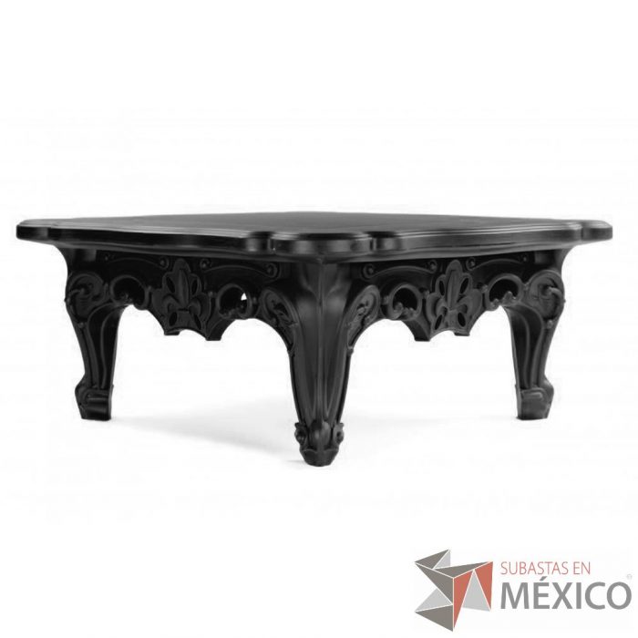 Lote 0206 - Mesa de Centro Duke of Love Negro