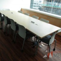 Lote 012 - Mesa de sala de juntas para 10 personas - Imagen 2