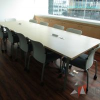 Lote 012 - Mesa de sala de juntas para 10 personas - Imagen 4