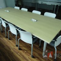 Lote 012 - Mesa de sala de juntas para 10 personas - Imagen 7