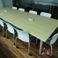 Lote 012 - Mesa de sala de juntas para 10 personas - Imagen 8