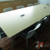 Lote 012 - Mesa de sala de juntas para 10 personas - Imagen 9