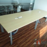 Lote 012 - Mesa de sala de juntas para 10 personas - Imagen 12