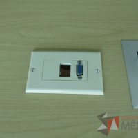 Lote 012 - Mesa de sala de juntas para 10 personas - Imagen 16