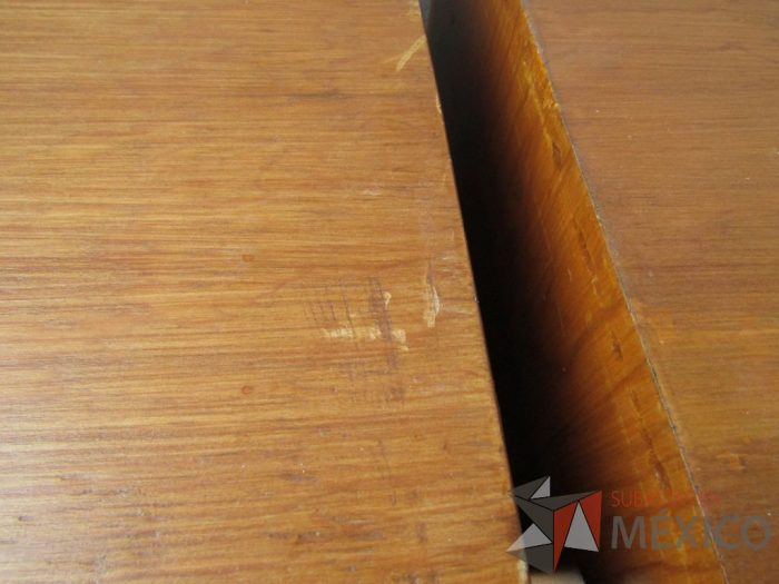 Lote 014 - 3 Archiveros verticales de 4 cajones de madera. - Imagen 10