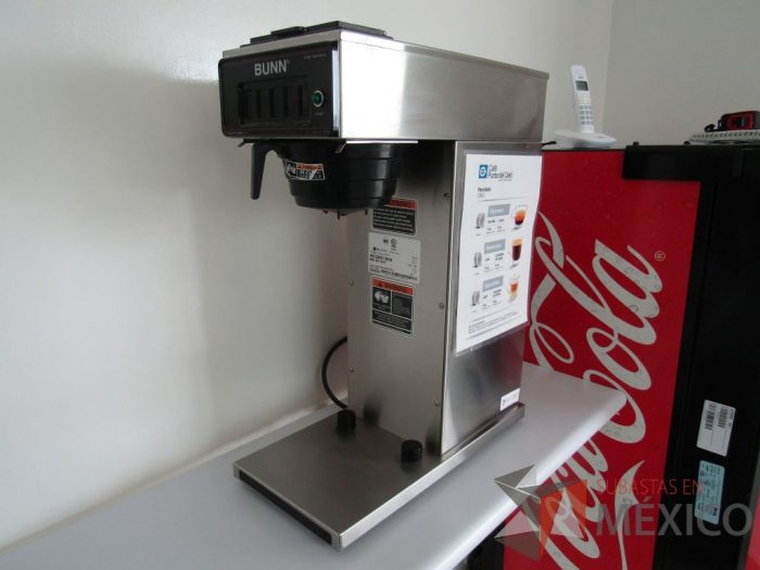 Lote 009 - Cafetera industrial. - Imagen 3