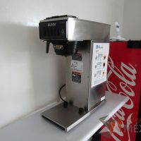 Lote 009 - Cafetera industrial.