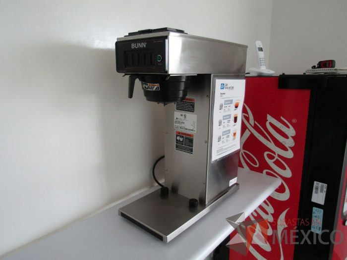 Lote 009 - Cafetera industrial.