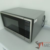 Lote 010 - Horno de microondas. - Imagen 4