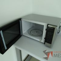 Lote 010 - Horno de microondas. - Imagen 9