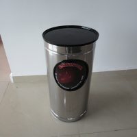 Lote 049 - Extintor de 4.5 kg con bote metálico. - Imagen 8