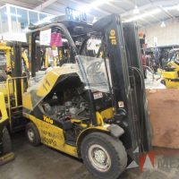 Lote 009 - Montacargas de combustión YALE, Modelo: GP050VX, Año: 2015