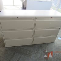 Lote 0021 - Gabinete metálico de 6 cajones color beige - Imagen 2